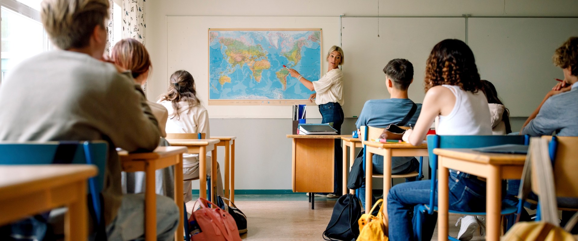 Teaching Experience and Workshops: A Comprehensive Guide to Becoming a Lecturer